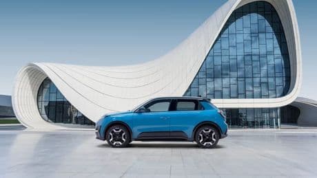 La sœur jumelle de la R5 de Renault en moins cher? Nissan dévoile sa nouvelle Micra "made in France"