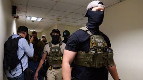 USA: Mann stirbt bei Flucht von Razzia der Einwanderungsbehörde