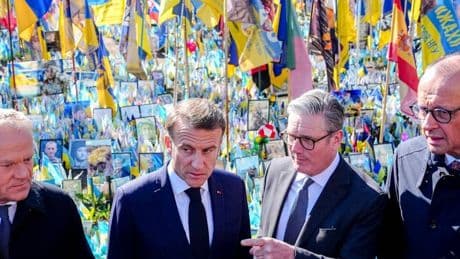 Krieg in der Ukraine: Merz, Macron und Starmer in Kiew – „Werden Druck auf Moskau wenn nötig erhöhen“