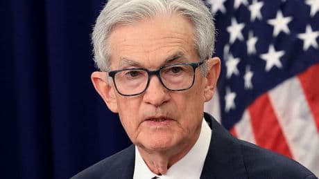Geldpolitik: US-Notenbank hält Leitzins stabil