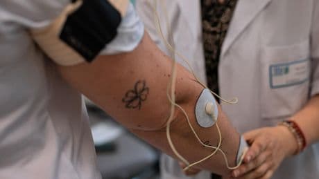 « Soulager les douleurs chroniques prend parfois des années » : une journée en consultation spécialisée