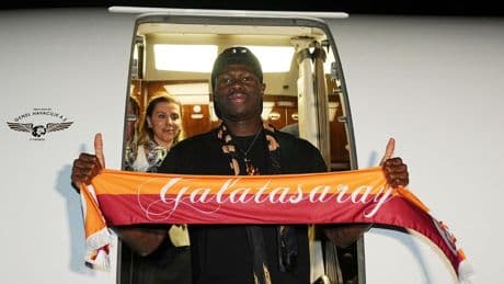 Galatasaray önce kulübü sonra Singo'yu ikna etti: Resmen açıklandı!