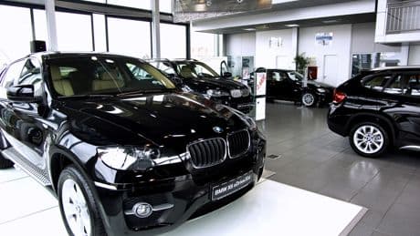 Las ventas de coches suben un 12% hasta abril por las ayudas de la dana y los eléctricos
