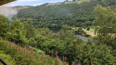 Stunning Welsh railway journey named among best attractions on the planet