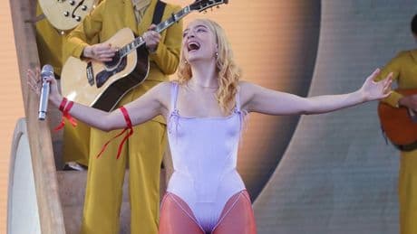 Lorde ‘pretty keen’ to ‘pull some strings’ and make Glastonbury appearance