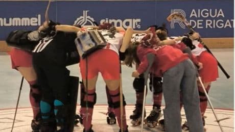 Detenida una jugadora de hockey en Girona por grabar a sus compañeras en los vestuarios