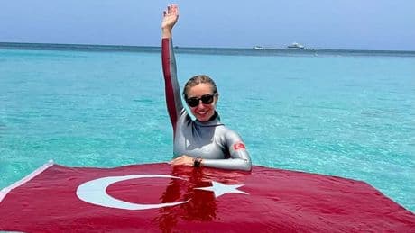 Şahika Ercümen, Dominika'da 3 altın madalya kazandı