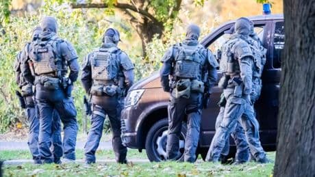 Selenskyj zu Besuch bei Merz – Höchste Sicherheitsstufe in Berlin – Polizei im Großeinsatz