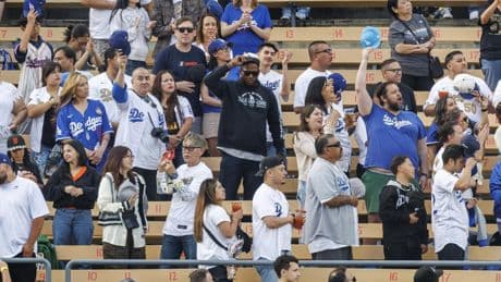 Dodgers to announce plans to assist immigrant communities in L.A.
