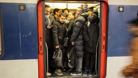 Île-de-France : trafic très perturbé sur les RER B et D après une panne électrique à la Gare du Nord