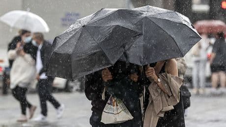 Meteoroloji yarın için uyardı: 8 şehirde sağanak var!