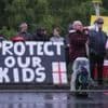 Council votes to urge government to shut asylum hotel