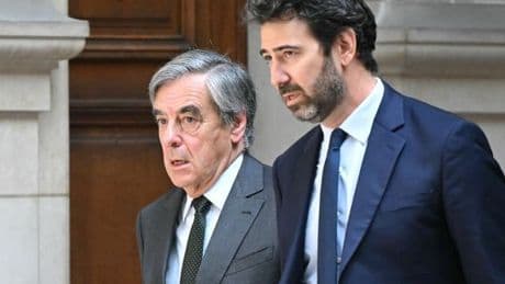 François Fillon condamné à quatre ans de prison avec sursis lors du réexamen de sa peine pour détournement de fonds publics