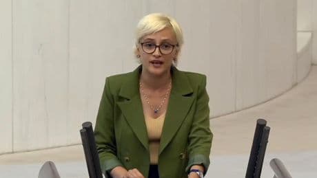 Perihan Koca: "TÖP Sözcüsü Juliana Gözen ve parti üyelerimiz gözaltına alınıyor"