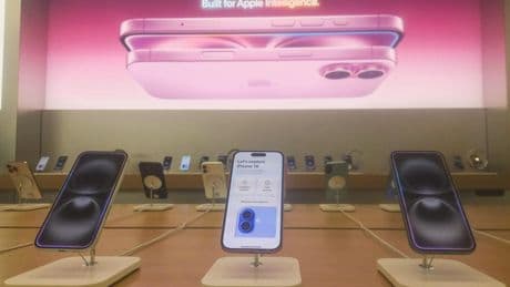 Apple iOS 18.5 New iPhone Software: Should You Upgrade?