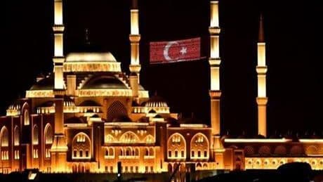 15 Temmuz direnişinin 9. yıl dönümünde 90 bin camide selalar okundu