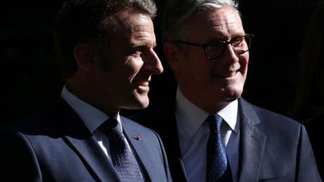 Starmer and Macron to meet at No 10 amid push for French help on small boats