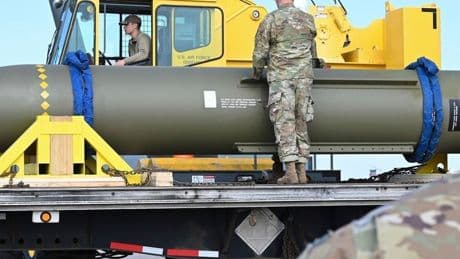 USA: Trump, dieser weltweit anerkannte Fachmann für Frieden durch Bunkerbrecher!