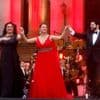 Proteste, Verdi und Regen auf dem Gendarmenmarkt: Anna Netrebkos Auftritt begleitet das klamme Gefühl der Nachsaison
