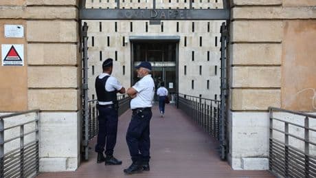 "Un profil diagnostiqué de pédophilie et de mythomanie": un ex-policier de la brigade des mineurs condamné à 15 ans de prison pour viol d'enfants