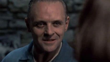Anthony Hopkins vuelve a ser Hannibal Lecter para lanzar un reto a Kim Kardashian: "No tengas miedo"