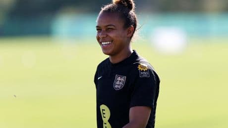Experienced Lionesses forward set for exciting WSL move