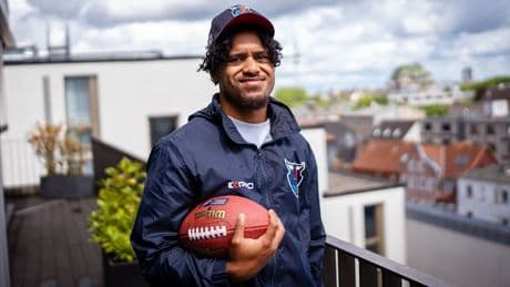 Sein Bruder ist ein Superstar - Auf dem E-Bike in die NFL!