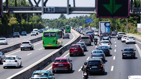 Reabiertos todos los carriles de la M-40 en El Pardo tras caer una plancha del túnel