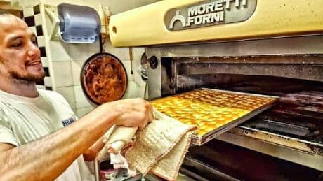 La focaccia in Riviera ora parla arabo: in 4 anni raddoppiati i fornai stranieri