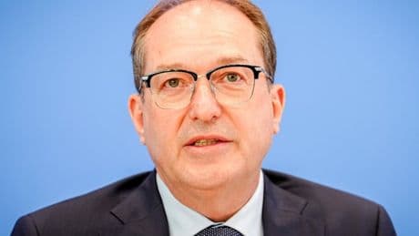 Dobrindt kündigt EU-Initiative zu Abschiebungen in Drittstaaten an