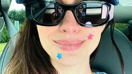 Los parches para granitos en forma de corazones o estrellas que han cambiado las reglas del juego: “Su fórmula con hidrocoloide reducen la inflamación y combaten la aparición de espinillas”