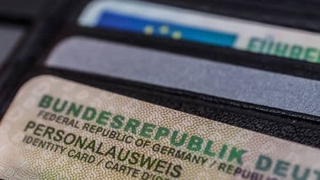 Erster Zeitplan steht: Wann Sie mit dem Perso auf Ihrem Smartphone rechnen können