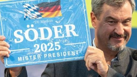 Markus Söder auf dem Gillamoos-Volksfest: Lieber Leberwurst als Darth Vader