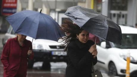 Meteoroloji'den 11 ile sarı alarm: Marmara ve Ege'de rüzgar şiddetini artıracak