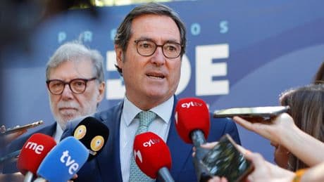 Garamendi considera "lamentable" que Ábalos, Koldo y Cerdán tratasen a las mujeres "como ganado"