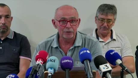 'Il voulait nous achever": le maire violemment agressé en Isère "n'a aucun doute sur l'intention de tuer" de son assaillant