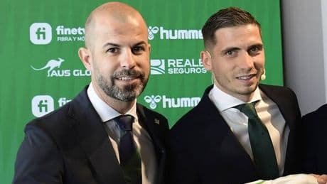 Man Utd transfer is on after '£26m deal agreed' as club chief provides update