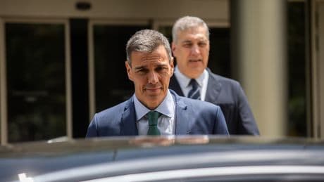 El CIS de Tezanos aumenta hasta los 7 puntos la ventaja del PSOE sobre el PP en mitad de los escándalos
