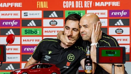 El árbitro de la final de Copa del Rey, entre lágrimas: “Es jodido cuando tu hijo llega llorando porque le dicen tu padre es un ladrón”