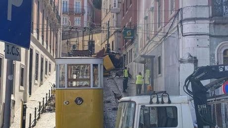 Milagro en Lisboa: el padre del niño alemán del funicular al que dieron por muerto está hospitalizado