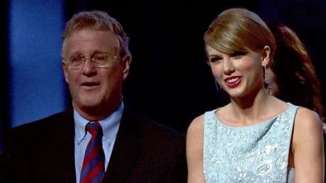 Taylor Swift shares update on dad Scott after major heart surgery