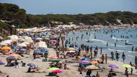 Brits handed scam warning by ex-pat living in Spain holiday hotspot
