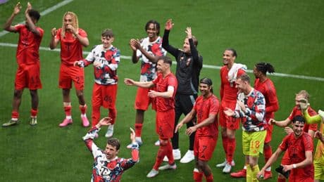 Fußball-Bundesliga: Keine Titelparty, aber: Müller fühlt sich "ganz als Meister"