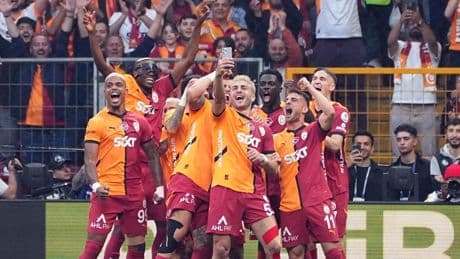 2024-2025 sezonu Süper Lig şampiyonu Galatasaray!