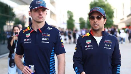 Max Verstappen is blij voor oud-teamgenoot Sergio Pérez: ’Mooi om hem weer terug te zien op de grid’