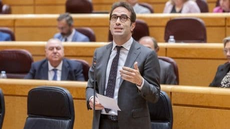 La Audiencia Nacional estudia si suspende la consulta del Gobierno sobre la OPA del BBVA al Sabadell