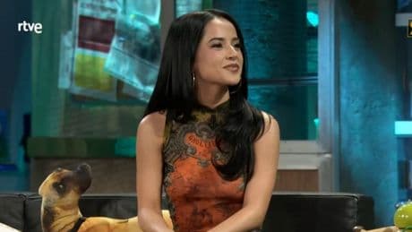Becky G le da ‘la vuelta’ a ‘La Revuelta’: “El sexo es salud y yo estoy sana como una manzana”