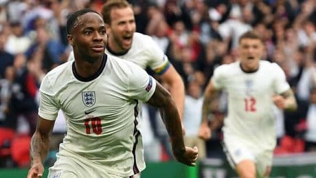 Raheem Sterling, chi è il nuovo obiettivo del Napoli: età, altezza, carriera, stipendio, vita privata