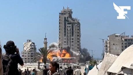 Gaza : les images impressionnantes de l’effondrement d’une tour d’immeuble visée par l’armée israélienne
