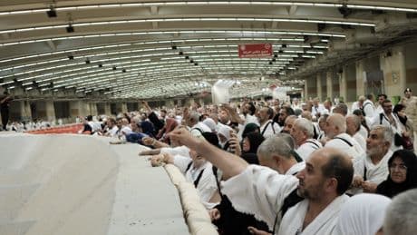 Yaklaşık 2 milyon Müslüman hacı oldu
